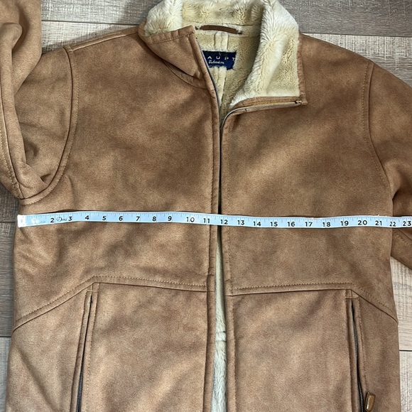 Haupt Outerwear made in Germany camel and shearling zip up inner outer pocket - Picture 15 of 15